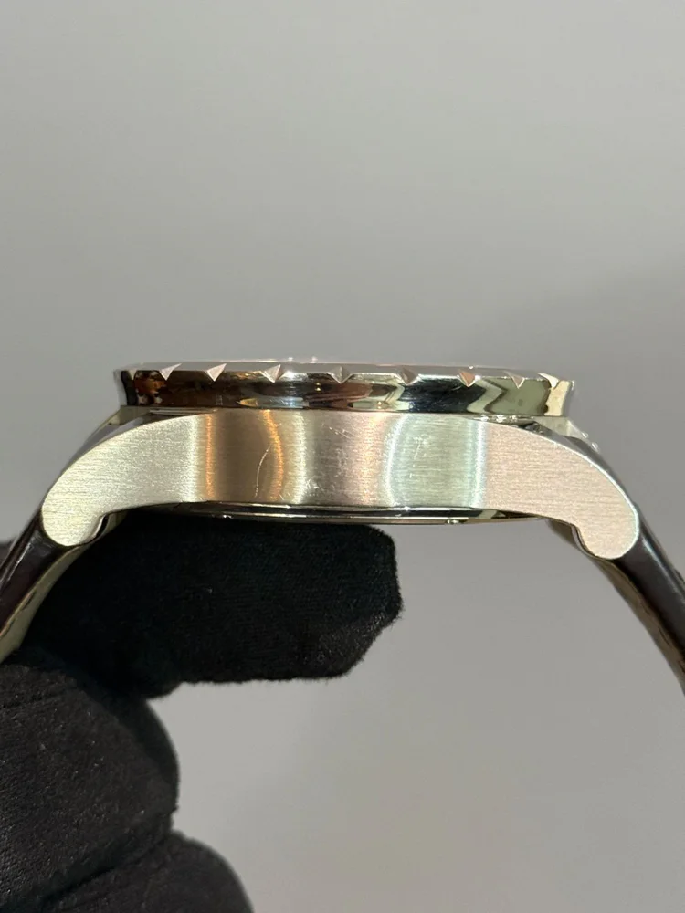 Roger Dubuis Excalibur BI-RETROGRADE DATE LE 88 Pcs